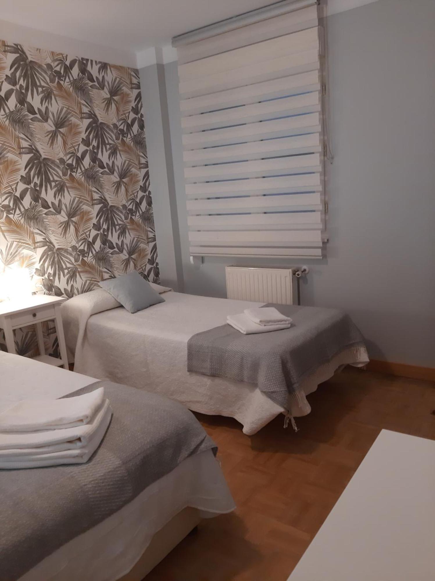 Apartamento Elena Centrico Con Wifi Onís Exteriör bild