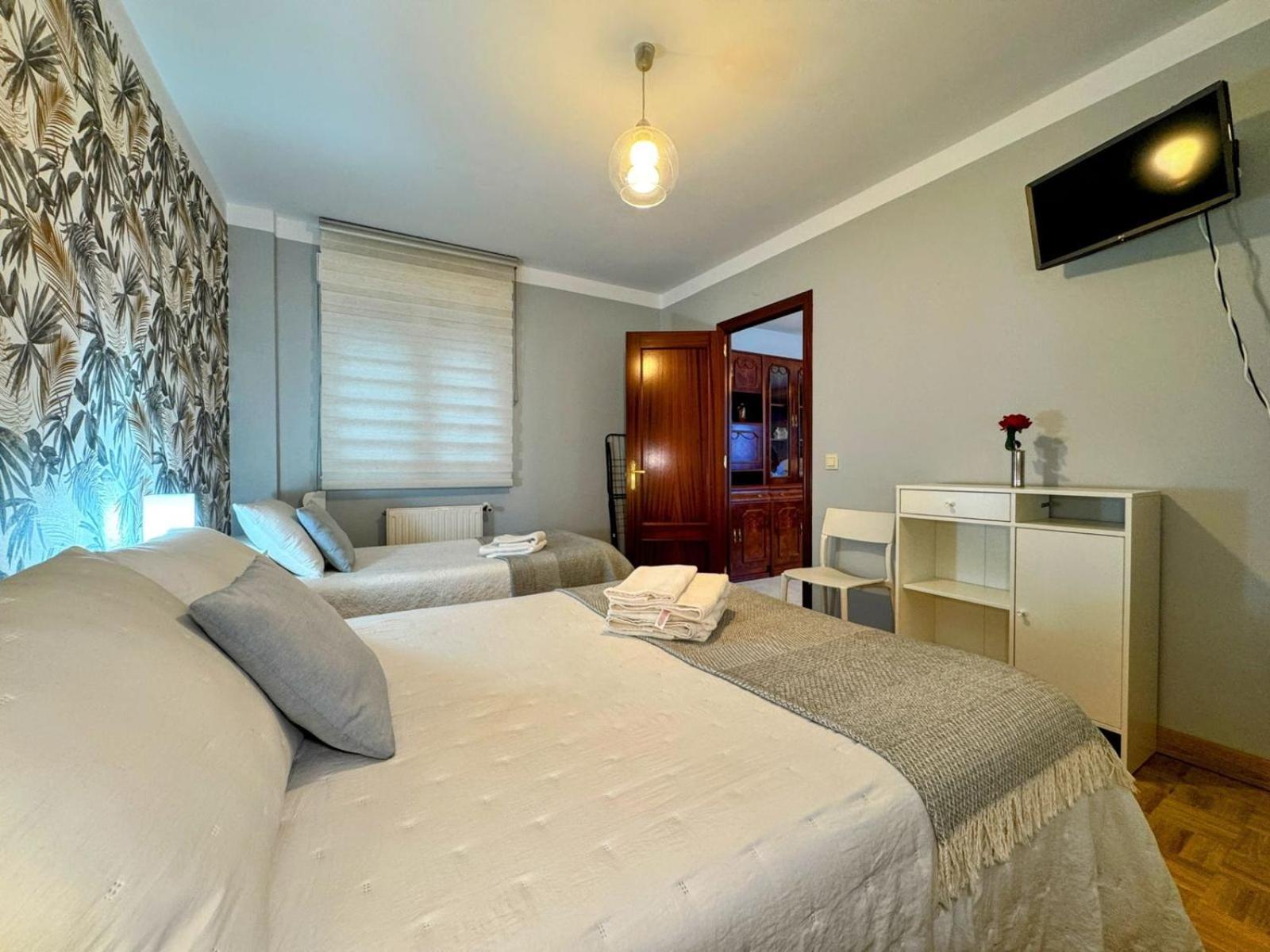 Apartamento Elena Centrico Con Wifi Onís Exteriör bild